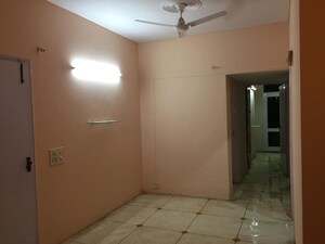 Room in 2 BHK Builder Floor at South City 2 – for Rent