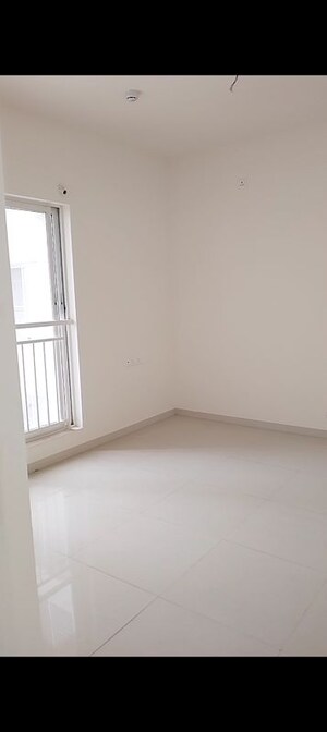 Room in 2 BHK Apartment at Godrej Nurture Pune, Mamurdi – for Rent