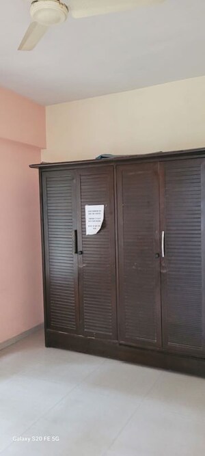 Room in 3 BHK Apartment at Runwal Sanchita, Baner – for Rent