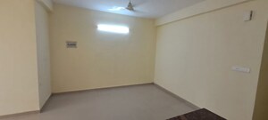 Room in 2 BHK Apartment at Pyramid Heights, Sector 85 – for Rent