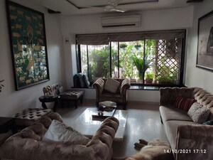 Living Room in 4 BHK Apartment at Samartha Aangan, Andheri West – for Sale