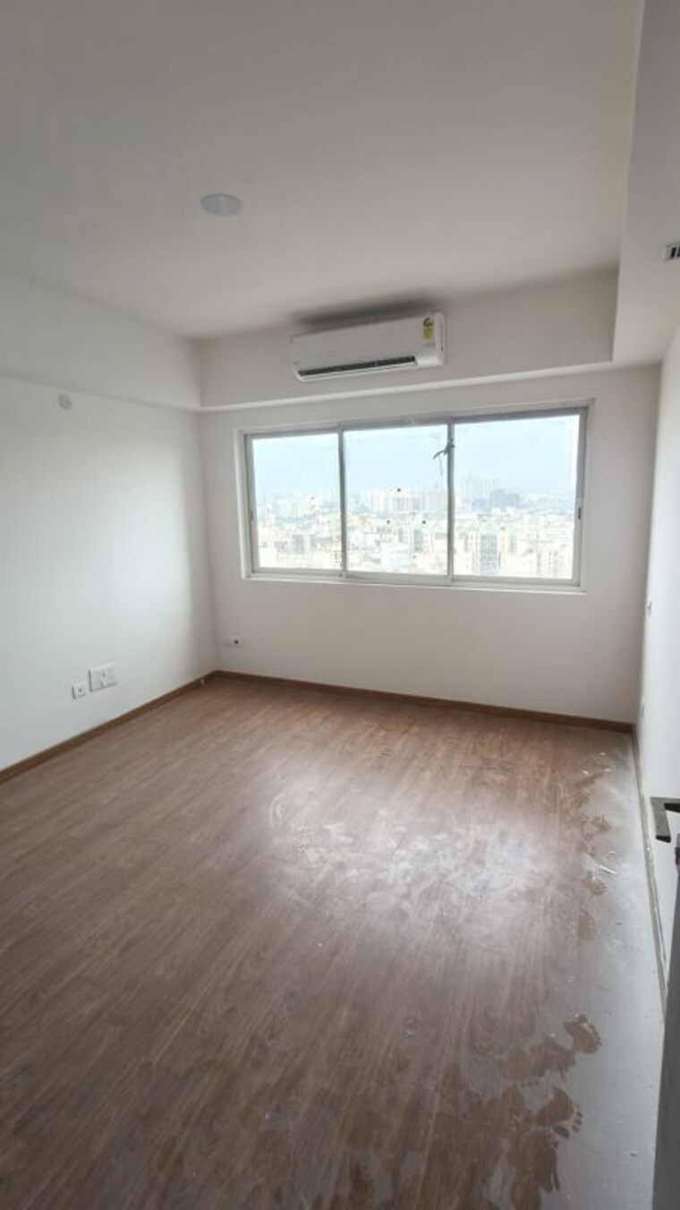 Room, godrej-air-sector-85 3.5 Bedroom 1931 Sq.Ft. Apartment In Sector 85 Gurgaon 10596460