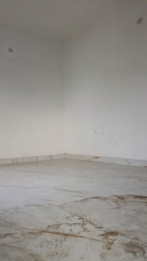 Room in 3 BHK Apartment at New Town – for Sale
