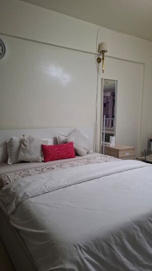Bedroom in 2 BHK Apartment at Bandra West – for Rent