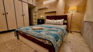 Bedroom in 2 BHK Apartment at Bandra West – for Rent