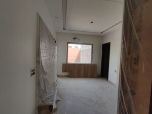 Bathroom in 5 BHK Builder Floor at Rohini Sector 16 – for Sale
