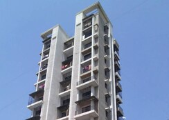 2 BHK + Store Room Apartment For Rent in Maxim Central