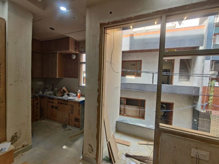 Kitchen, rohini sector 15 3 Bedroom 1200 Sq.Ft. Builder Floor In Rohini Sector 15 Delhi 10549224