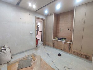 Room in 3 BHK Builder Floor at Rohini Sector 15 – for Sale