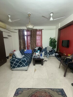 Living Room in 2 BHK Apartment at Maple Heights, Sector 43 – for Rent