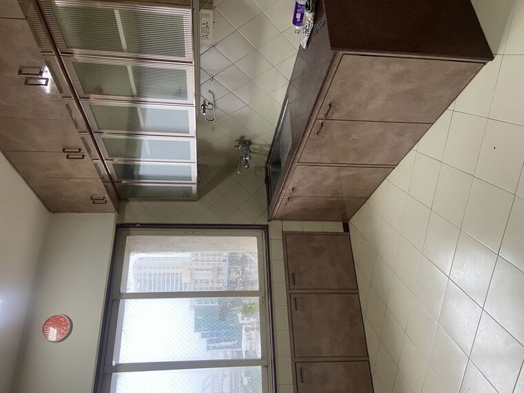 Kitchen/pantry, om-ratan-apartment 3 Bedroom 1800 Sq.Ft. Apartment In Worli Mumbai 10596496