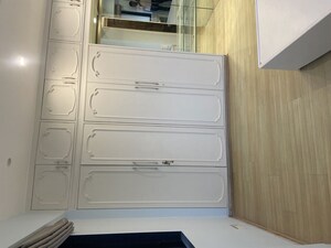 Master Bedroom in 3 BHK Apartment at Om Ratan Apartment, Worli – for Rent