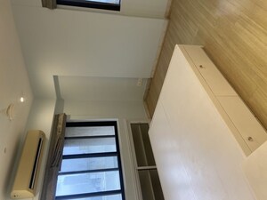Master Bedroom in 3 BHK Apartment at Om Ratan Apartment, Worli – for Rent