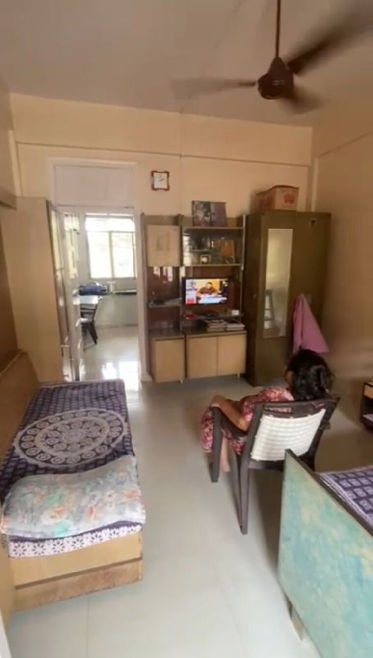 Living Room, gandhi-sheetal 1 RK 300 Sq.Ft. Apartment In Vile Parle West Mumbai 10596546