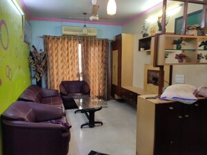 Living Room in 2 BHK Apartment at Lokhandwala Complex – for Rent