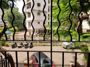 2 BHK Apartment – Exterior View View at Lokhandwala Complex - for Rent