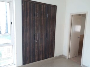 Room in 2 BHK Apartment at Jaypee Green Kosmos Phase II, Sector 134 – for Sale