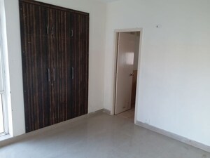 Room in 2 BHK Apartment at Jaypee Green Kosmos Phase II, Sector 134 – for Sale