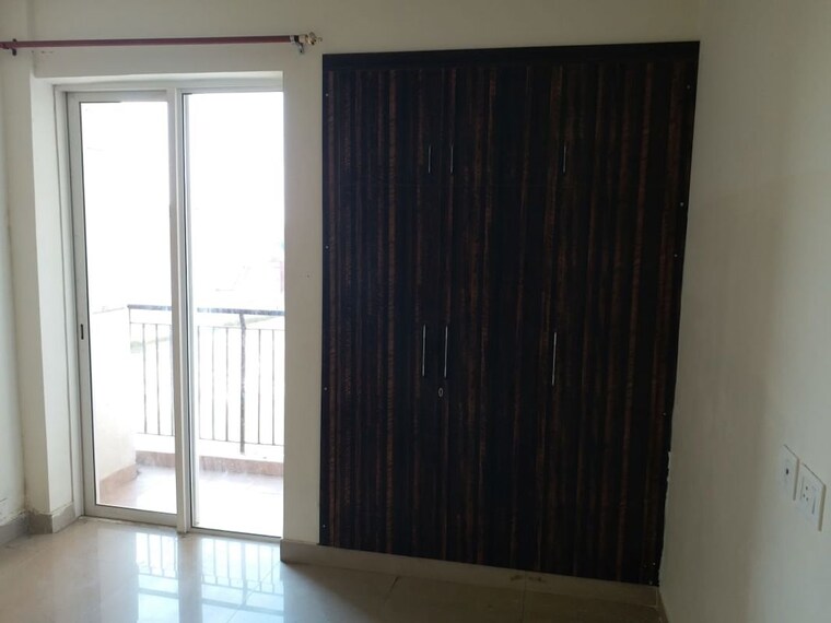Room, jaypee-green-kosmos-phase-ii 2 Bedroom 954 Sq.Ft. Apartment In Sector 134 Noida 10596572