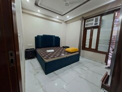1 BHK Builder Floor For Rent in Chattarpur