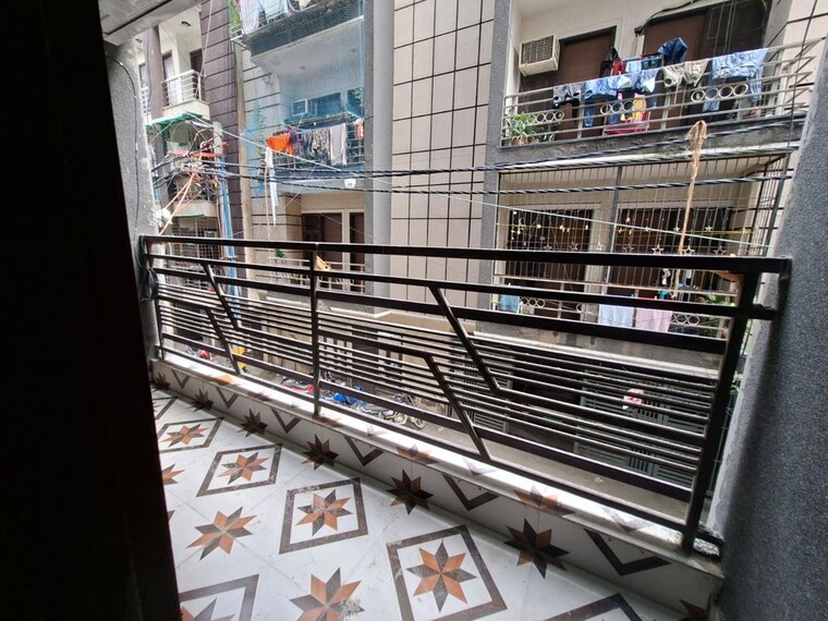 Balcony, chattarpur 1 Bedroom 500 Sq.Ft. Builder Floor In Chattarpur Delhi 10596605