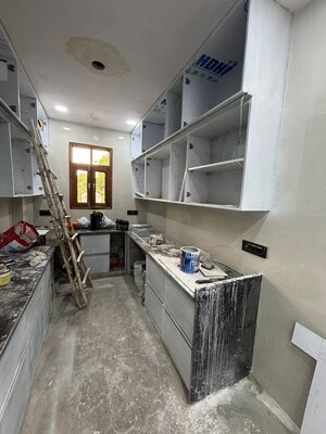Balcony in 3 BHK Builder Floor at Rohini Sector 15 – for Sale