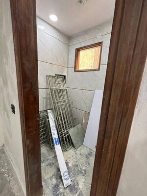 Bathroom in 3 BHK Builder Floor at Rohini Sector 15 – for Sale