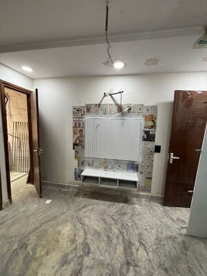 Bedroom in 3 BHK Builder Floor at Rohini Sector 15 – for Sale