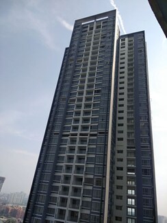 4 BHK + Extra Room Apartment For Rent in Wadhwa Imperial Heights