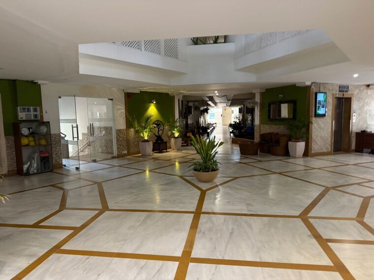  Parking, the-retreat-gurgaon 2 Bedroom 1200 Sq.Ft. Apartment In Sector 41 Gurgaon 10596634