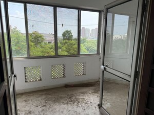 Balcony in 2 BHK Apartment at The Retreat Gurgaon, Sector 41 – for Rent