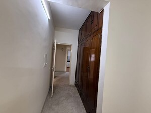 Building Lobby in 2 BHK Apartment at The Retreat Gurgaon, Sector 41 – for Rent