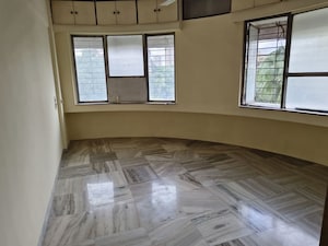 Room in 2 BHK Apartment at Rajmahal CHS, Panch Pakhadi – for Rent