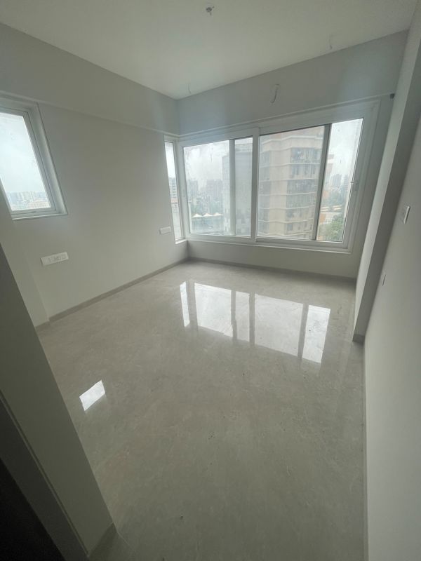 2 BHK 670 Sq.Ft. Apartment in Dev Leo Tower
