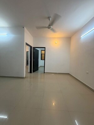 Room in 2 BHK Builder Floor at Chattarpur – for Rent
