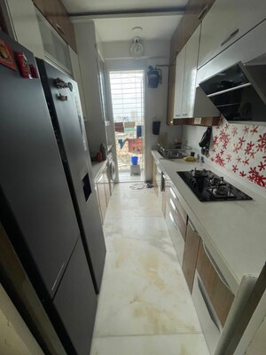 Kitchen in 4 BHK Apartment at Eskay Itus Apartment, Andheri West – for Rent