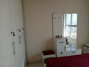 Room in 2 BHK Apartment at Supreme 19, Lokhandwala – for Sale