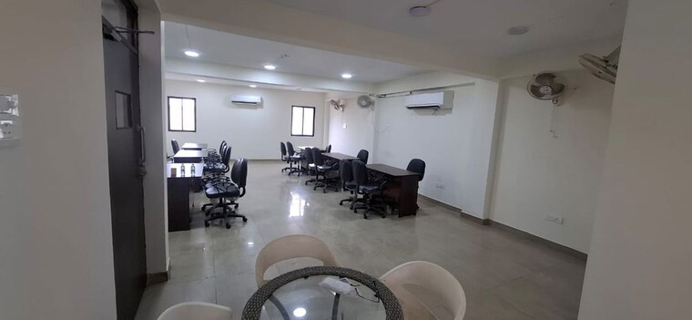 Team Area, saket Commercial Office Space in IT/SEZ 1900 Sq.Ft. In Saket Delhi 10580036