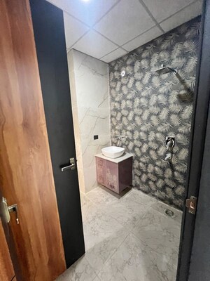 Bathroom in 3 BHK Builder Floor at Ultima 107, Sector 104 – for Rent