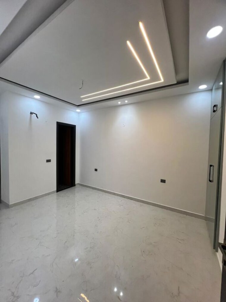 Room, ultima-107 3 Bedroom 1550 Sq.Ft. Builder Floor In Sector 104 Noida 10596673