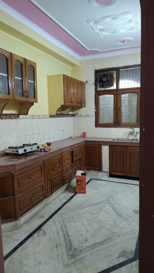 Kitchen in 2.5 BHK Villa at Sector 21 – for Rent