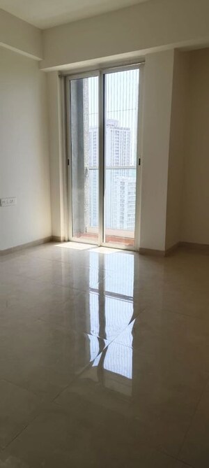 Room in 1 BHK Apartment at Indiabulls One Indiabulls, Pokhran Road No Two – for Rent