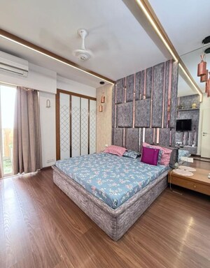 Bedroom in 2.5 BHK Apartment at M3M Marina, Sector 68 – for Rent