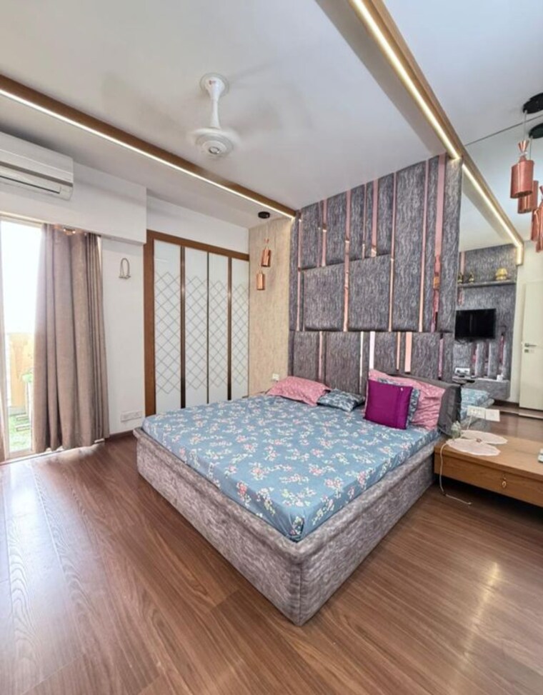 Bedroom, m3m-marina 2.5 Bedroom 1540 Sq.Ft. Apartment In Sector 68 Gurgaon 10596685