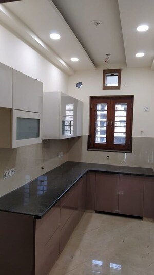 Kitchen in 3 BHK Builder Floor at Amolik Aster Woods, Sector 98 – for Sale