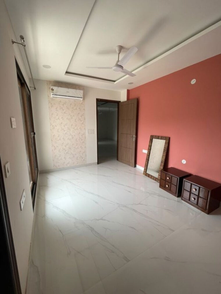Bedroom, sector 23 2 Bedroom 1200 Sq.Ft. Builder Floor In Sector 23 Gurgaon 10596696