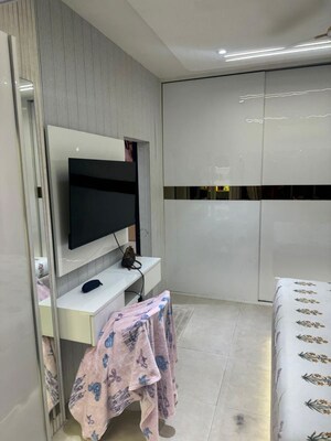 Team Area in 3 BHK Apartment at Lotus Aurus, Andheri West – for Rent