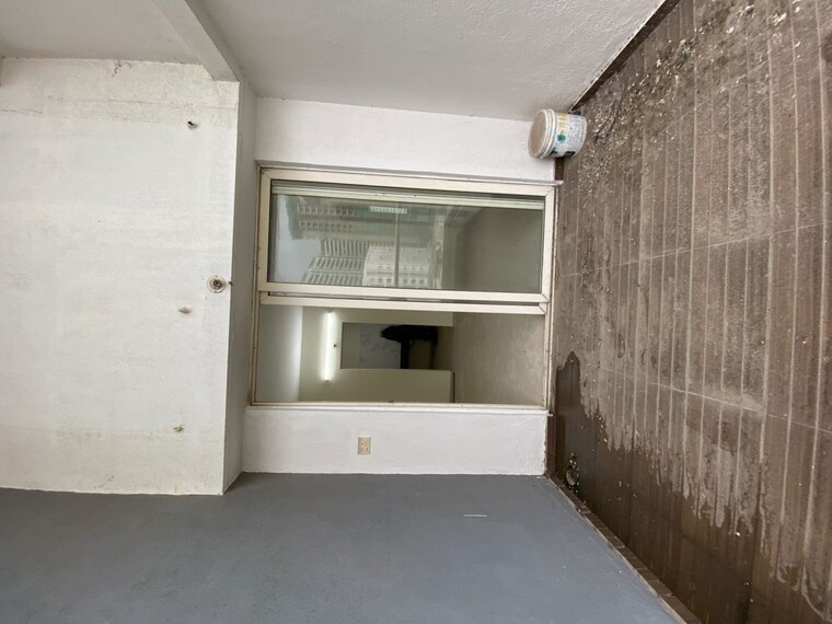 Balcony, kumar-pinakin 2 Bedroom 1000 Sq.Ft. Apartment In Baner Pune 10596695