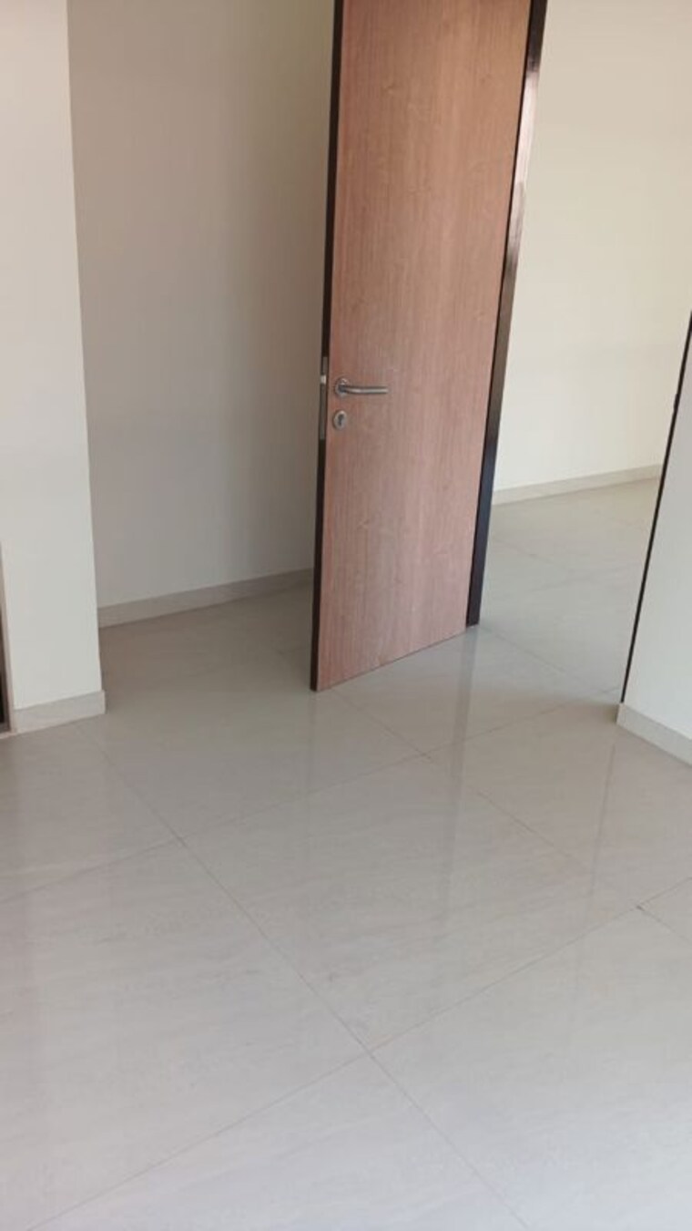 Room, lodha-crown-kolshet 1 Bedroom 322 Sq.Ft. Apartment In Kolshet Road Thane 10596720