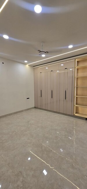Bedroom in 4 BHK Apartment at Ansal API Versalia, Sector 67a – for Rent